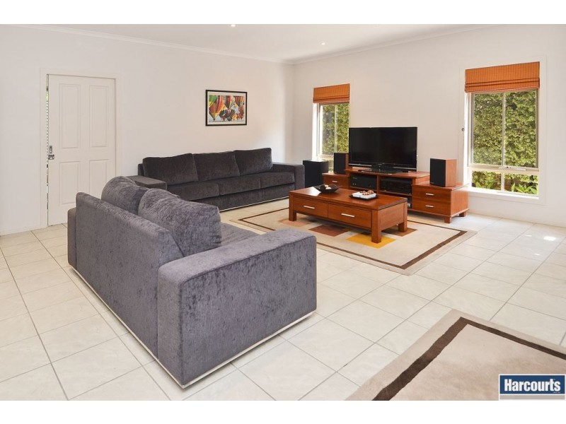 10 College Court, Newtown VIC 3220