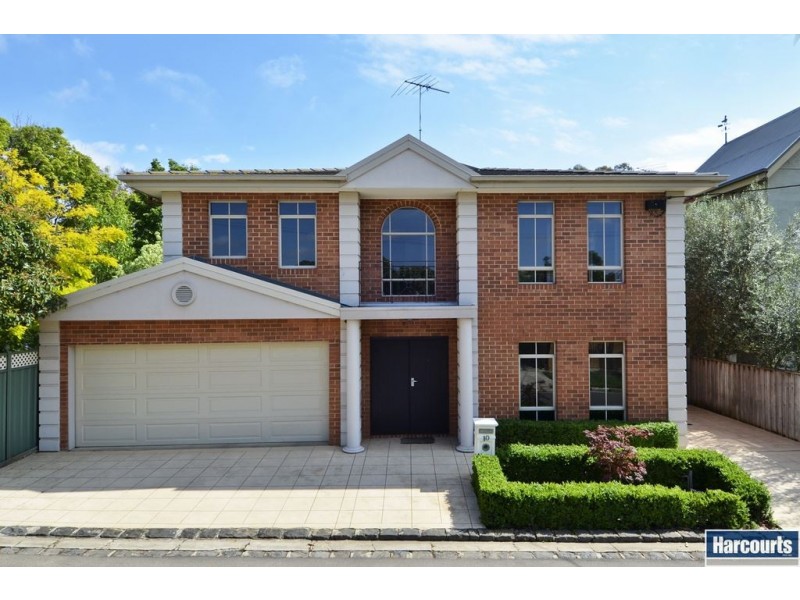 10 College Court, Newtown VIC 3220