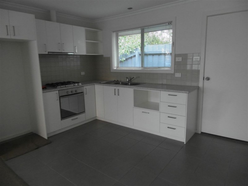 1/48 Clonard Avenue, Geelong West VIC 3218