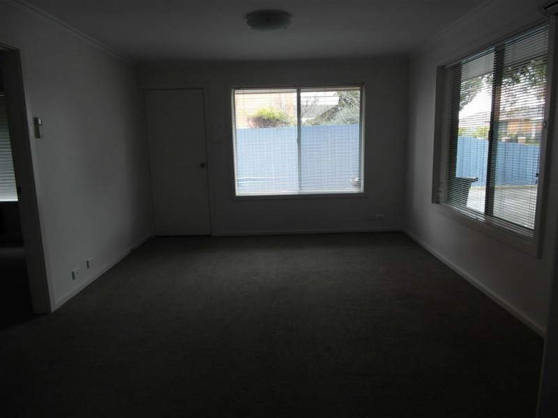 1/48 Clonard Avenue, Geelong West VIC 3218