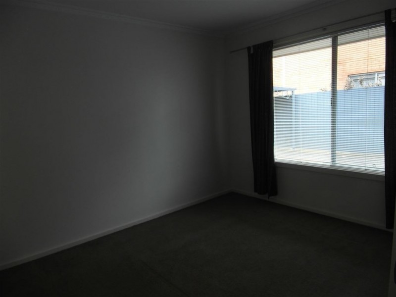 1/48 Clonard Avenue, Geelong West VIC 3218