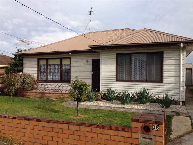 36 Brayshay Road, Newcomb VIC 3219