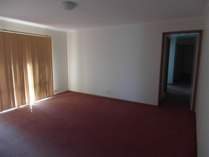 7 Freesia Court, Whittington VIC 3219