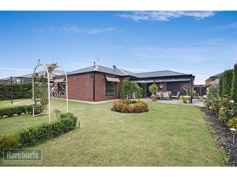 37 Carbine Drive, St Albans Park VIC 3219