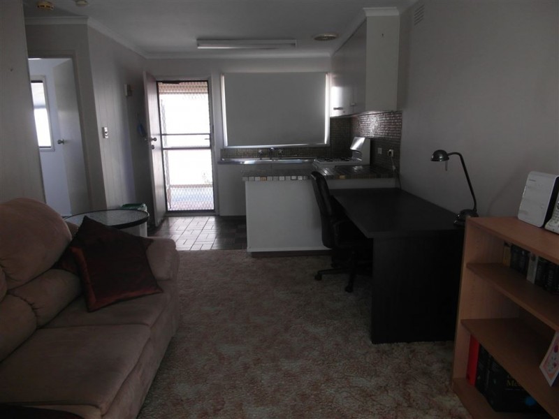 4/14-16 Lindsay Street, Newcomb VIC 3219