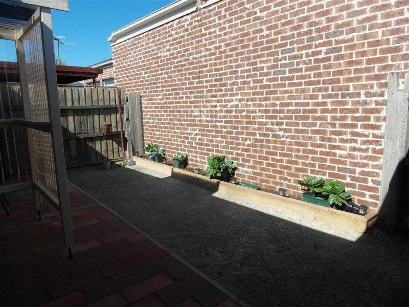 4/14-16 Lindsay Street, Newcomb VIC 3219