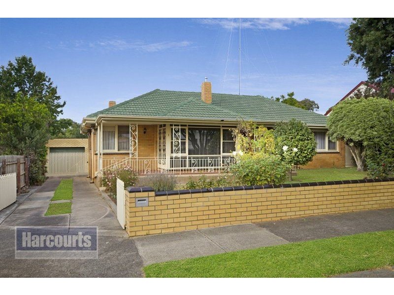 1 Bennett Street, Highton VIC 3216