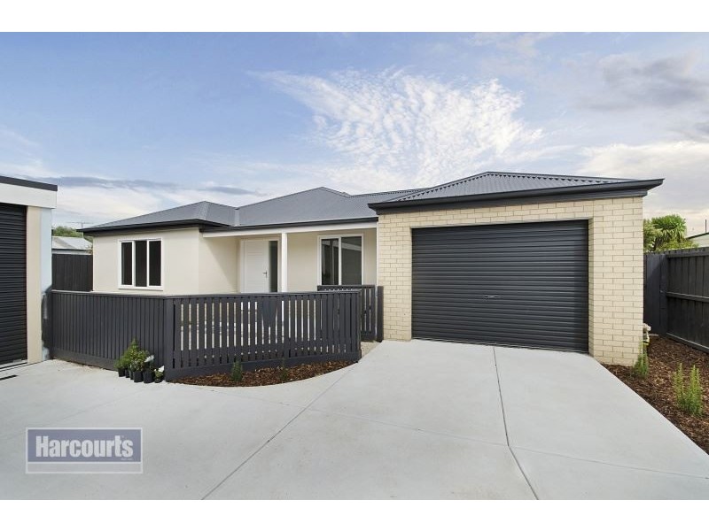 2/34 Glover Street, Newcomb VIC 3219