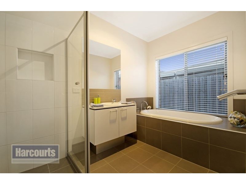 6 Mandela Court, St Albans Park VIC 3219