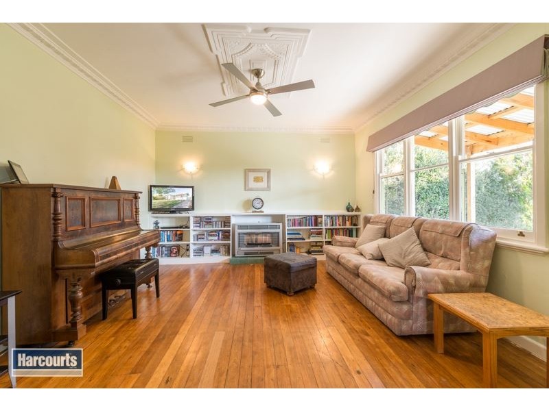 3 Breadalbane Street, Newcomb VIC 3219