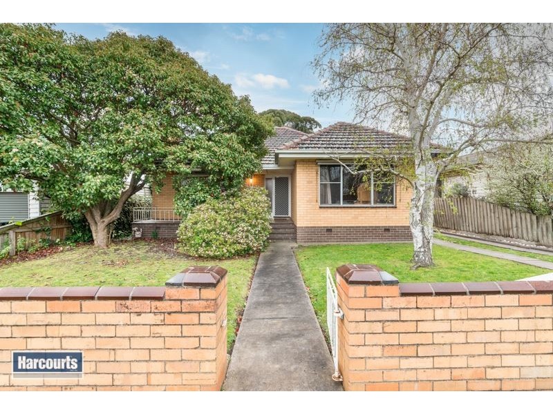 18 Kinnon Avenue, Belmont VIC 3216