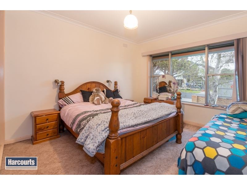 18 Kinnon Avenue, Belmont VIC 3216