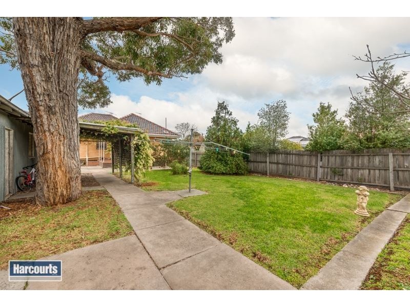 18 Kinnon Avenue, Belmont VIC 3216