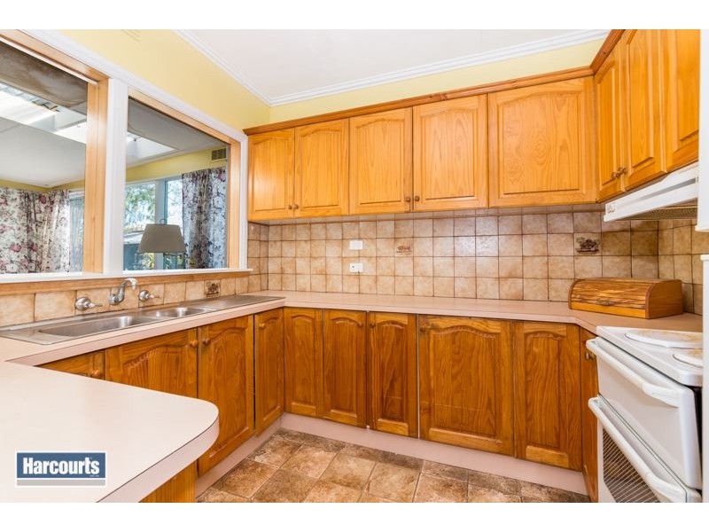 6 Poplar Street, Newcomb VIC 3219