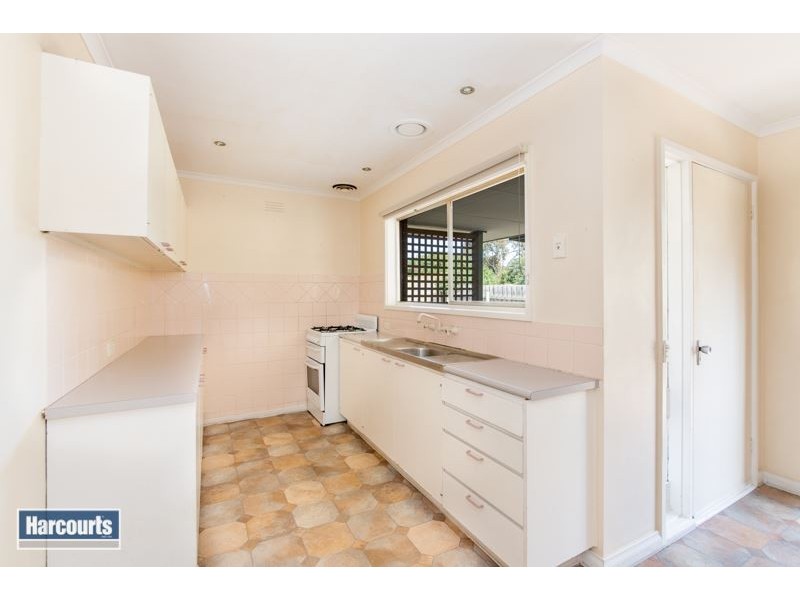 9 Sputnik Court, Whittington VIC 3219