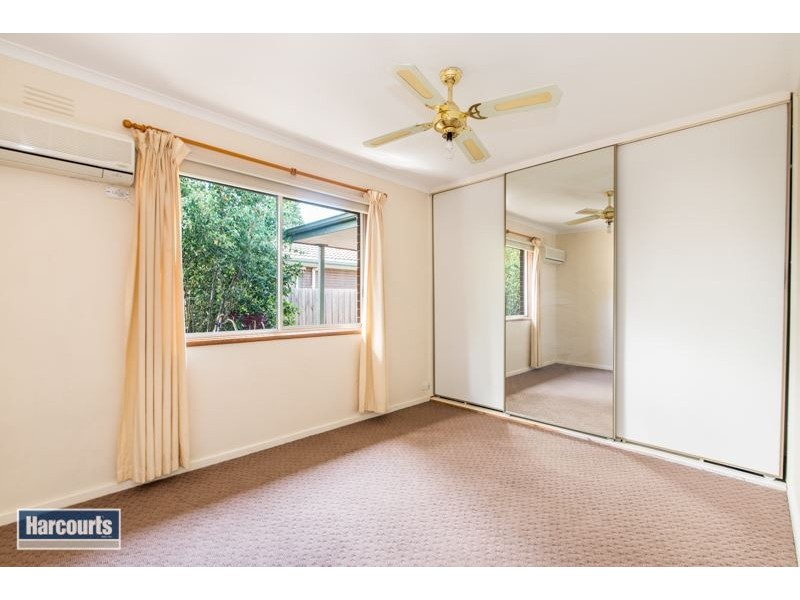 9 Sputnik Court, Whittington VIC 3219