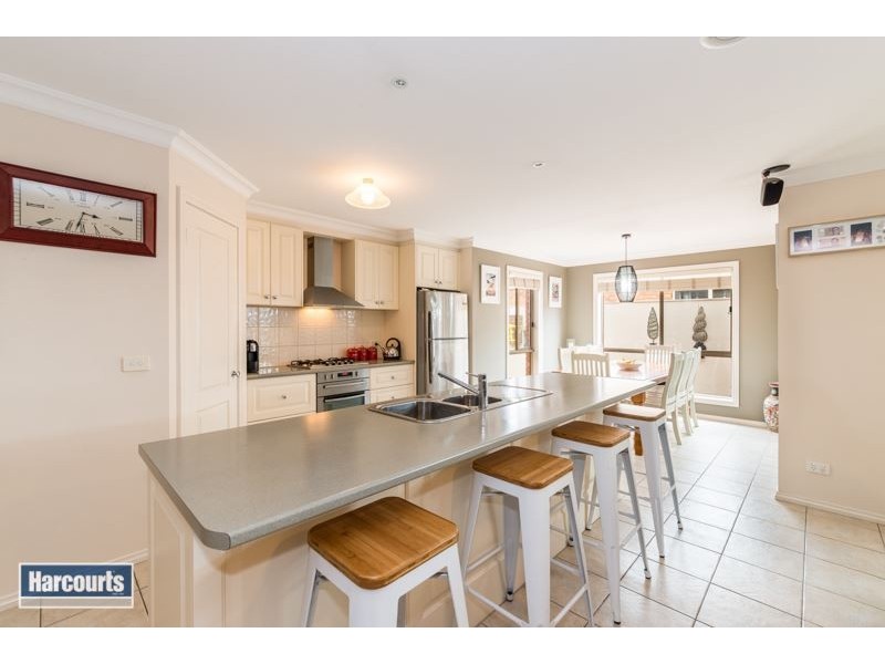 1 Newhaven Avenue, St Albans Park VIC 3219