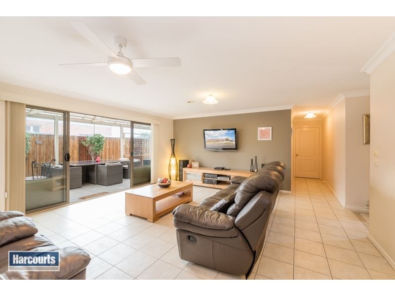 1 Newhaven Avenue, St Albans Park VIC 3219