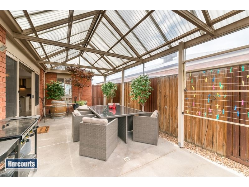 1 Newhaven Avenue, St Albans Park VIC 3219