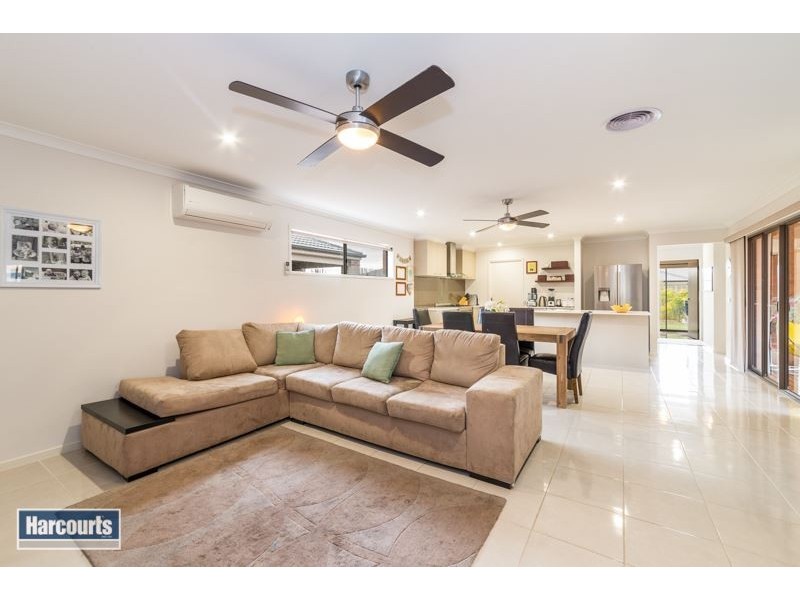 11 Yeoman Crescent, Leopold VIC 3224