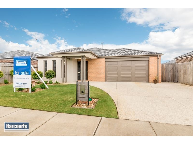 11 Yeoman Crescent, Leopold VIC 3224