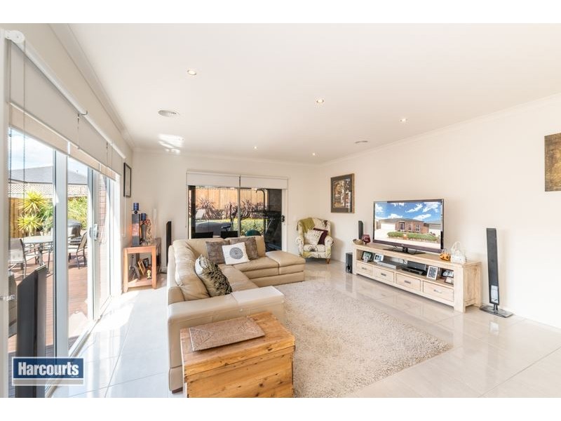 17 Barney Grove, Leopold VIC 3224