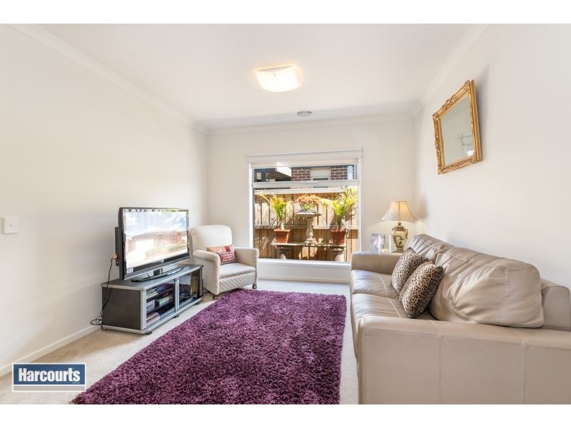 17 Barney Grove, Leopold VIC 3224
