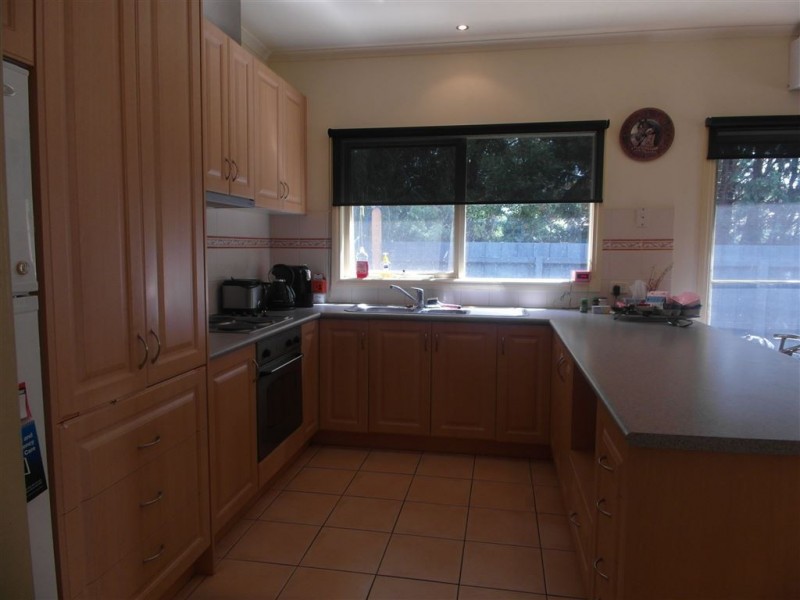 2/9 Addis Street, Geelong West VIC 3218