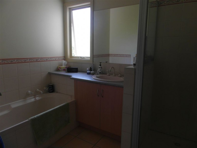 2/9 Addis Street, Geelong West VIC 3218