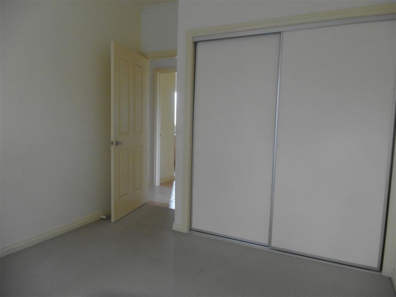 2/9 Addis Street, Geelong West VIC 3218