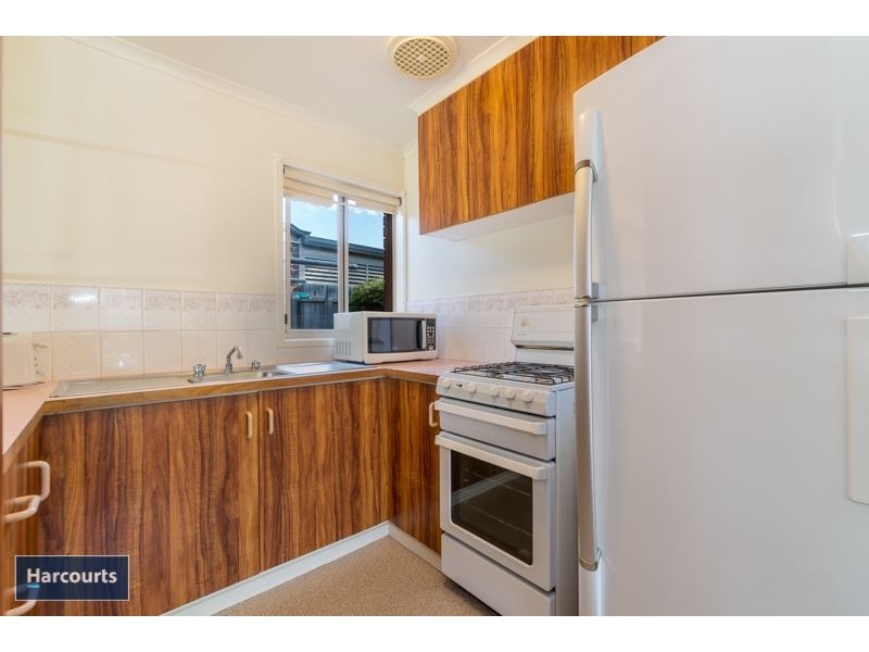 2A Cosgrove Street, Breakwater VIC 3219