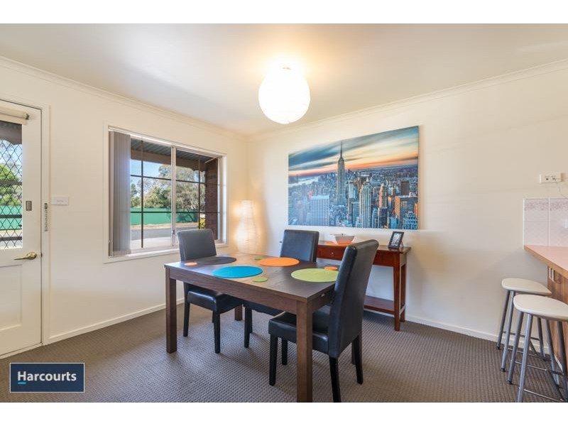 2A Cosgrove Street, Breakwater VIC 3219