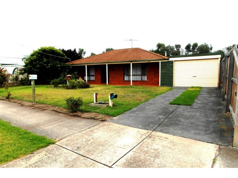 10 Lancaster ave, Newcomb VIC 3219