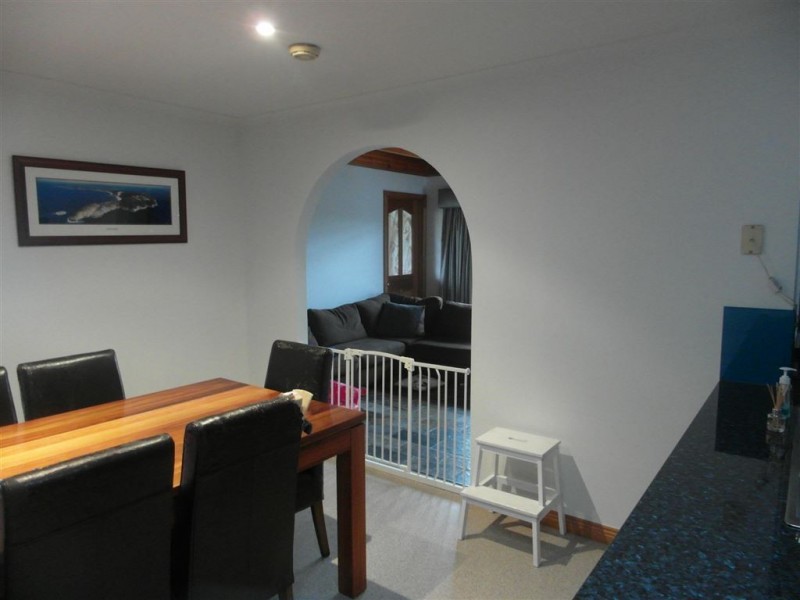 10 Lancaster ave, Newcomb VIC 3219