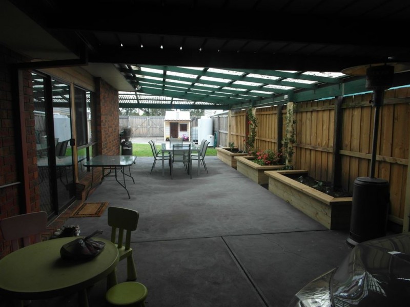 10 Lancaster ave, Newcomb VIC 3219