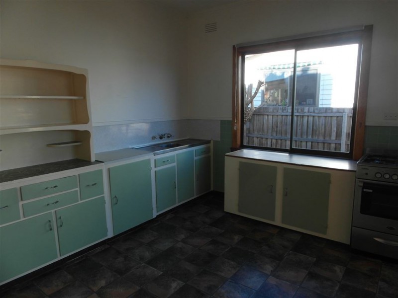 35 Miller Street, Newcomb VIC 3219