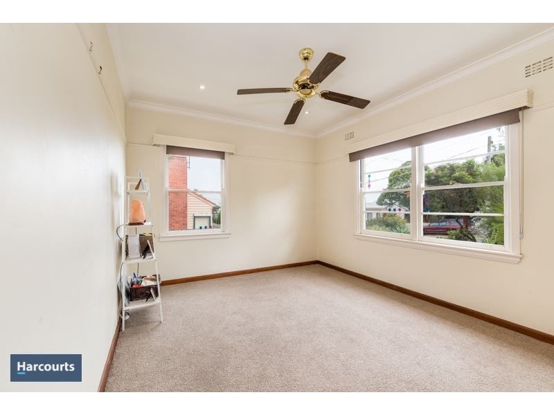 13 Gibbs Street, Newcomb VIC 3219