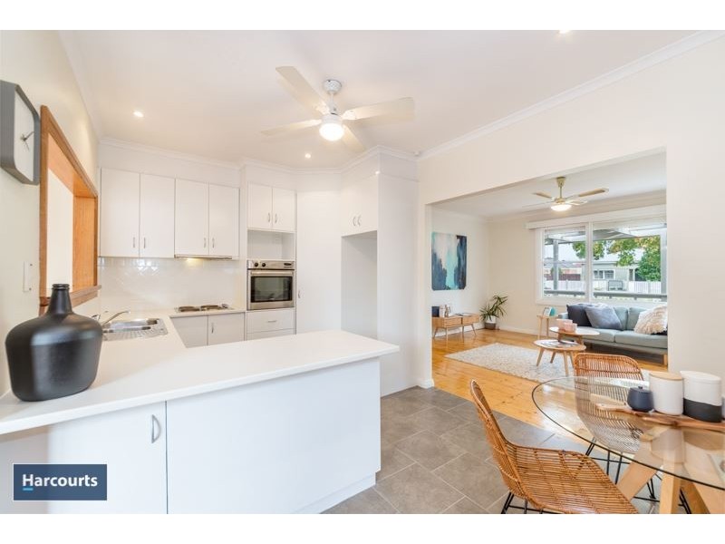 1/13 Charlotte Avenue, Newcomb VIC 3219