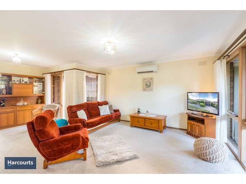 15 Woodleigh Close, Leopold VIC 3224