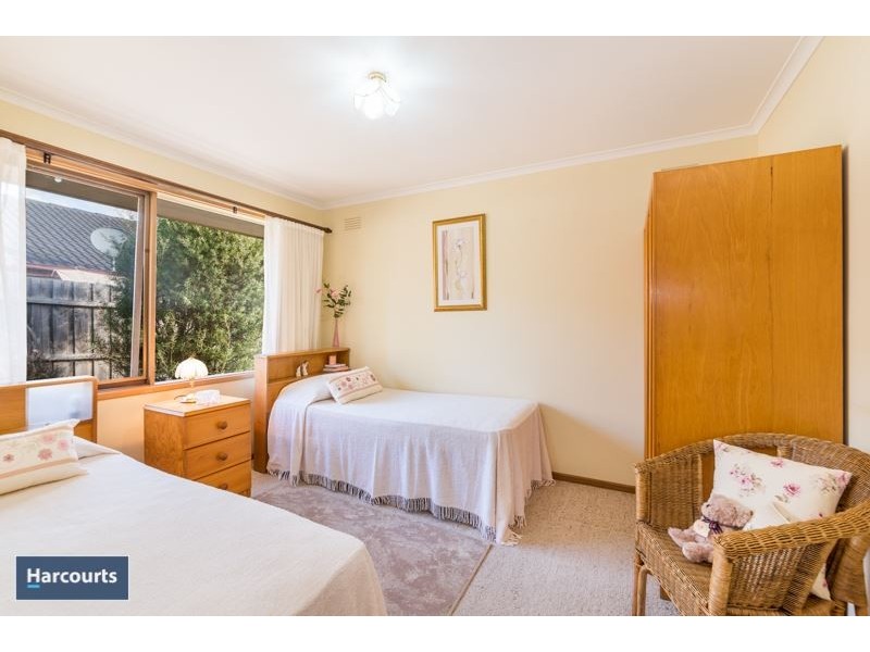 15 Woodleigh Close, Leopold VIC 3224