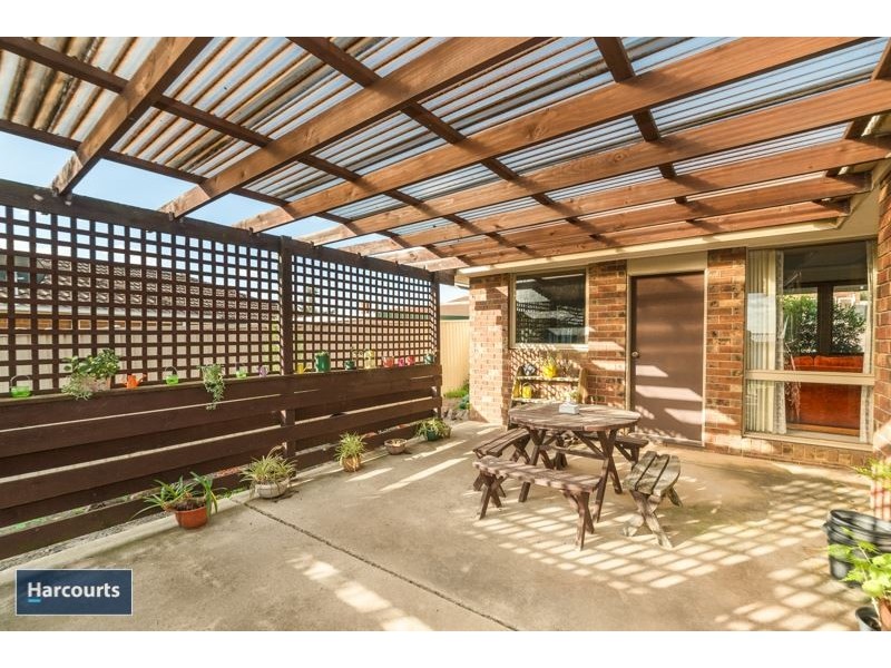 15 Woodleigh Close, Leopold VIC 3224