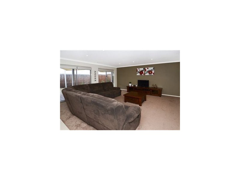 62 Curtain Drive, Leopold VIC 3224