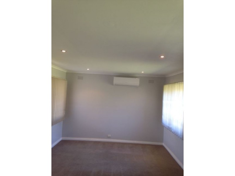9 Sputnik Court, Whittington VIC 3219