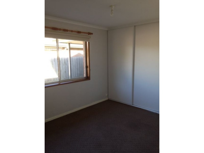 9 Sputnik Court, Whittington VIC 3219