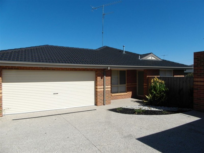 2/26 Ferguson road, Leopold VIC 3224