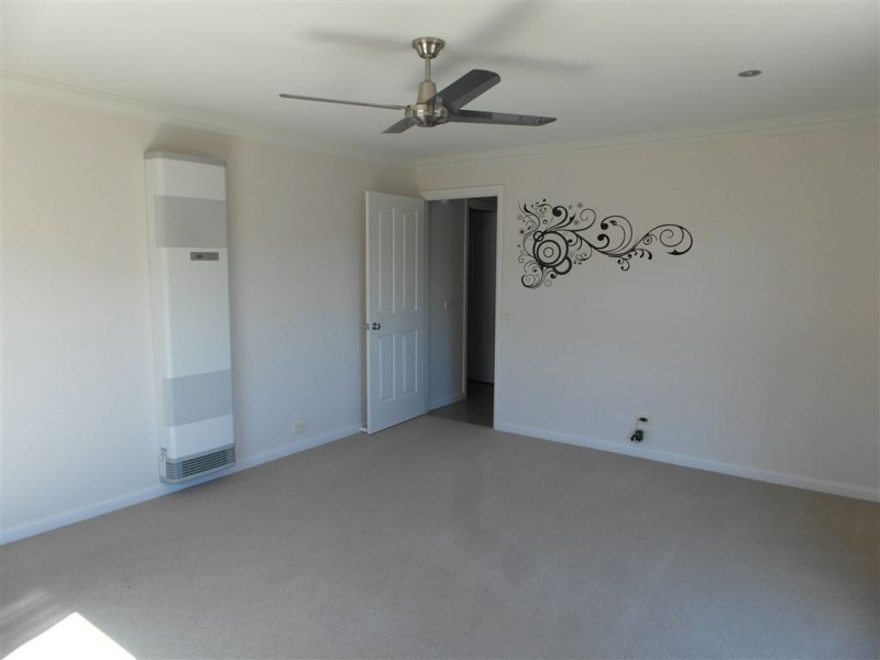 2/26 Ferguson road, Leopold VIC 3224