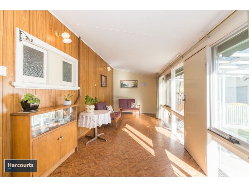 10 Helen Street, East Geelong VIC 3219