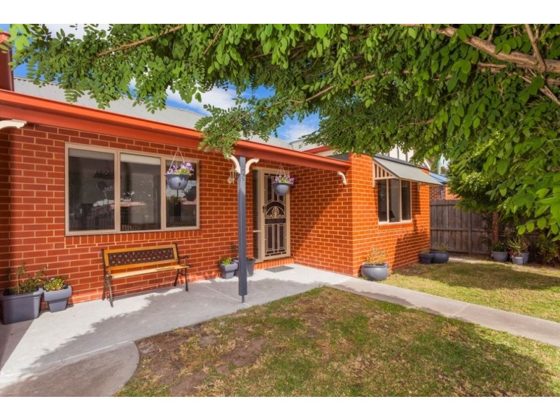 29 Helmer Crescent, East Geelong VIC 3219