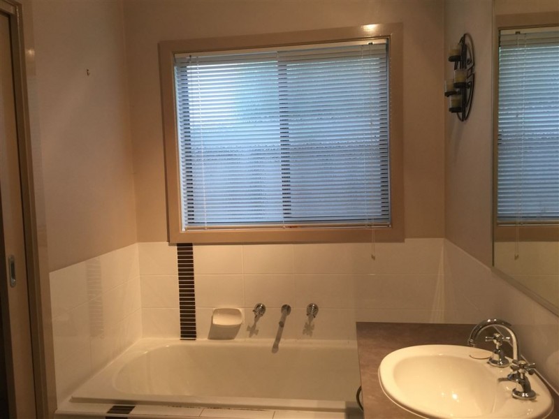 70 Curtain Drive, Leopold VIC 3224