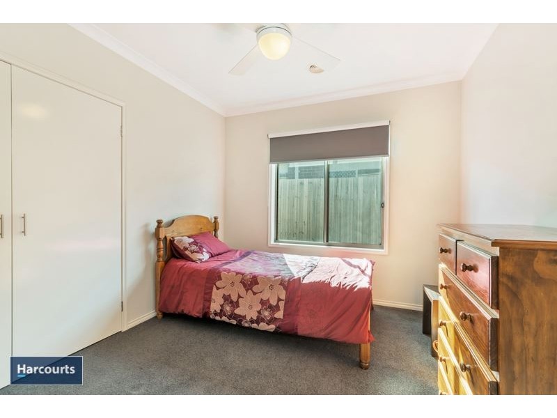 23 Yeoman Crescent, Leopold VIC 3224